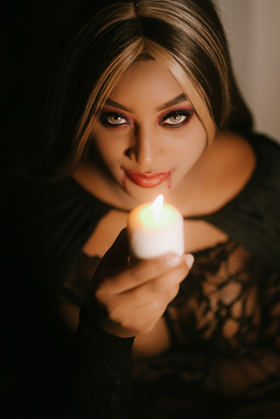 adelehotman's profile picture