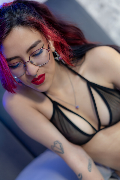 Alexa_Holmes
