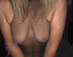 Elly49