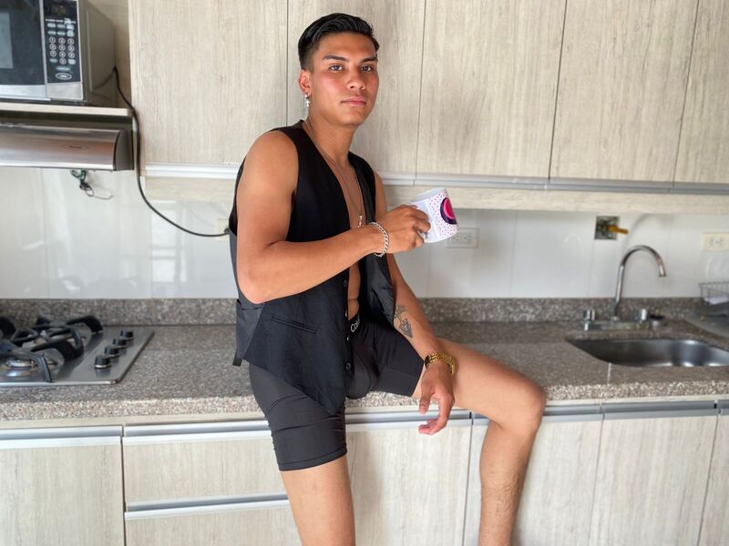 LEONARD_LOPEZ