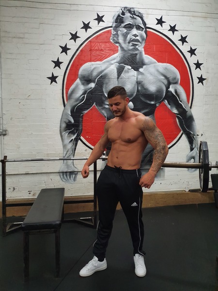 travisholdenn's profile picture