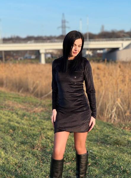 Cheerful_girl