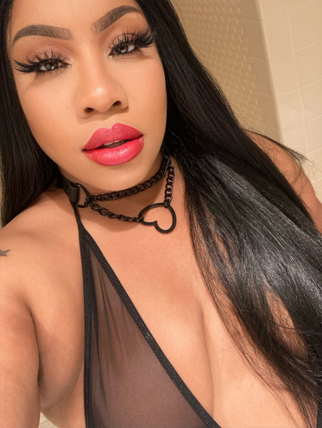 roxiereign's profile picture