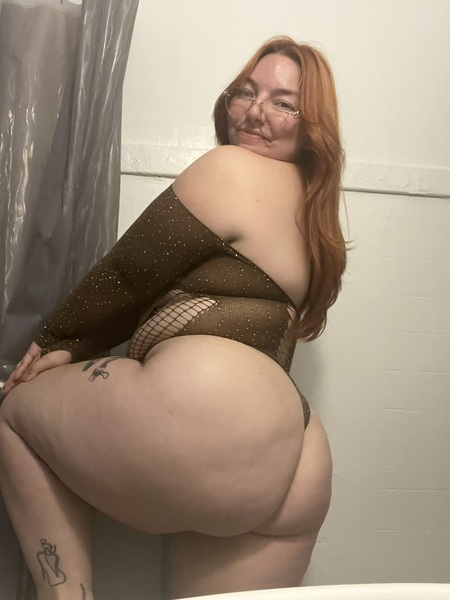 curvycate127