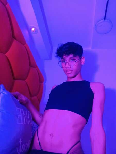 Jonas_Hill