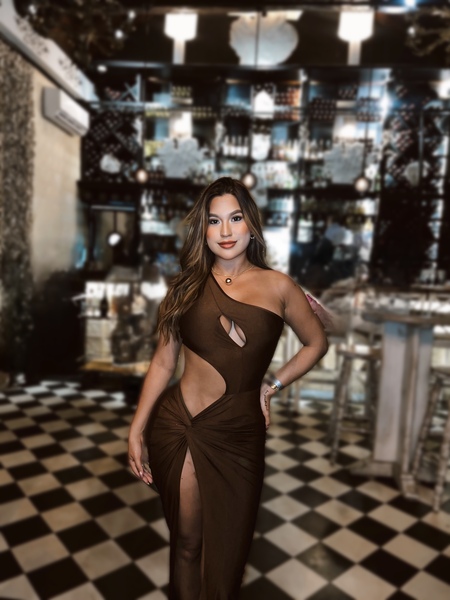 Nina_Steel