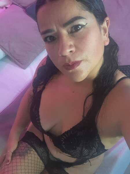 MISSCARMELLAFX