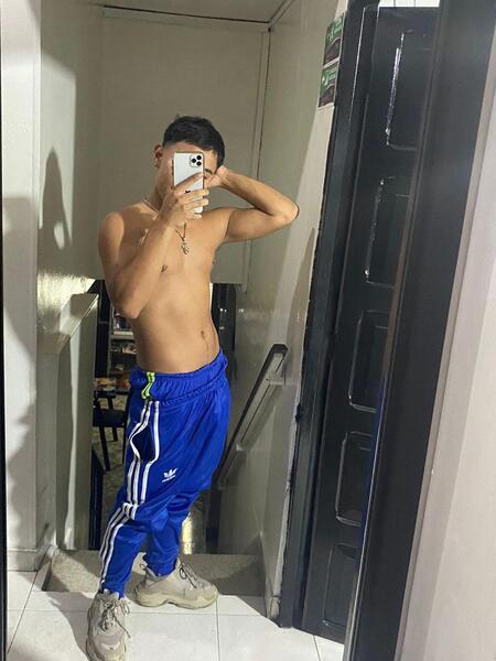 richimontes19's profile picture