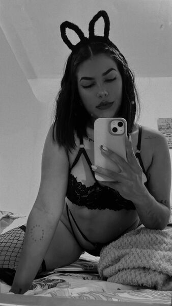 angelariccii's profile picture
