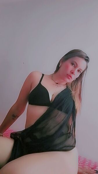 Lilly_Thompsonn