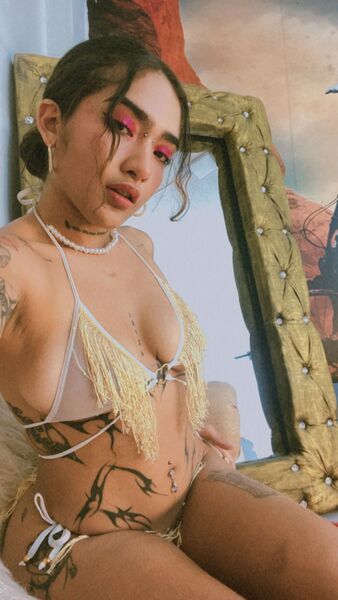 helenaswani's profile picture