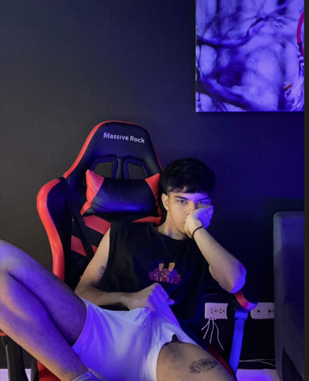 axcell30's profile picture