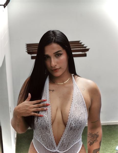 StefanyBlow23