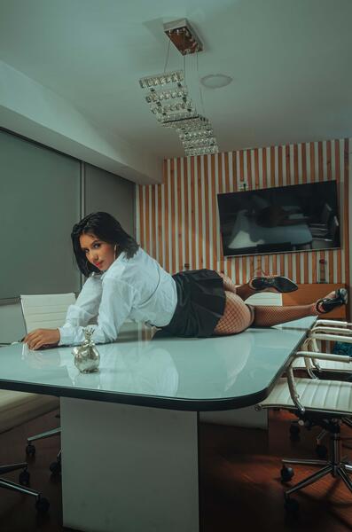 ISABELLA_DUQUE