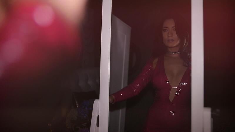 MiaBlackXO