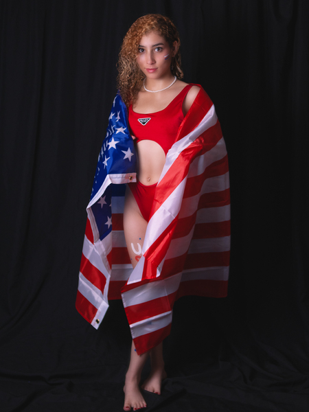 elyhill's profile picture
