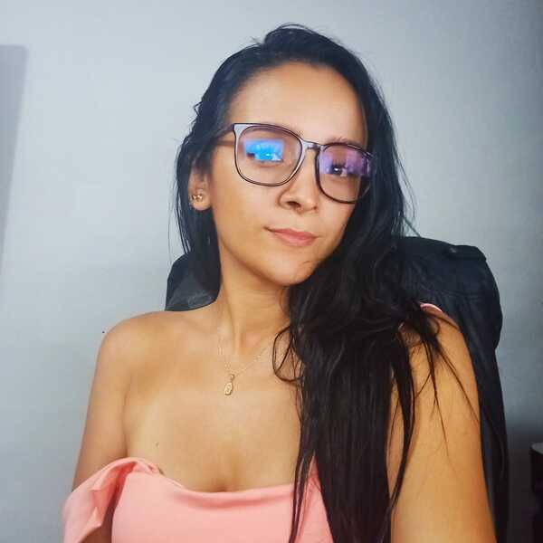 ariiagnagrande18's profile picture