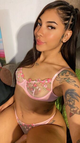 AlexandraAnistonss
