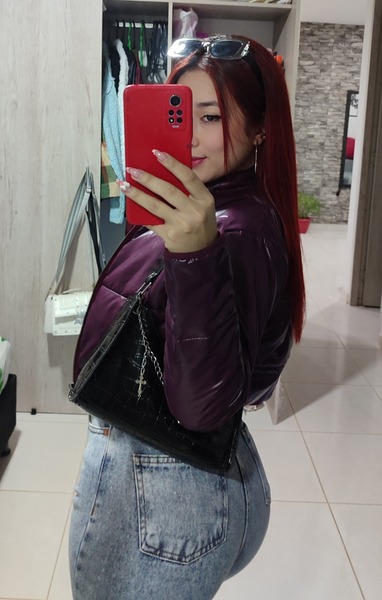 Chloeee33