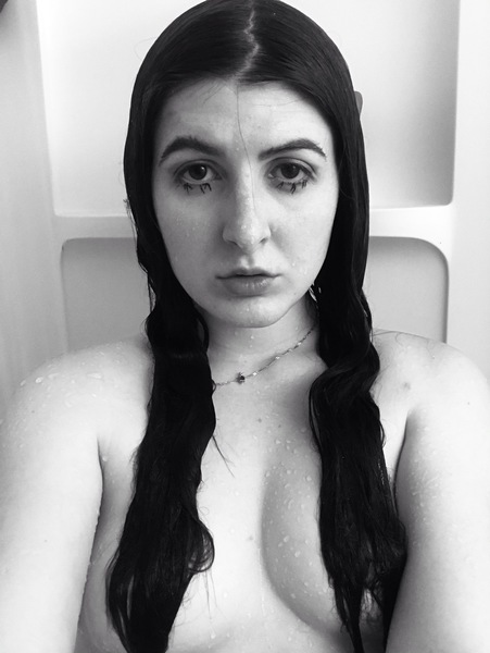 Elodie_Claire