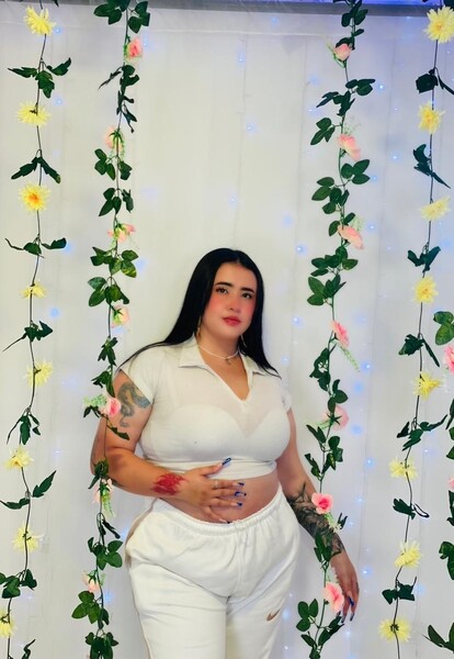 Victoria_Rossy