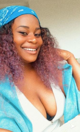 angela_queen's profile picture