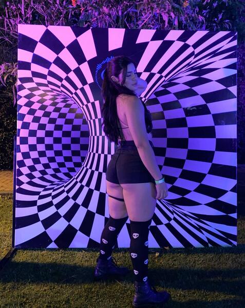 amy_milan's profile picture