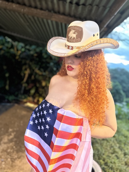meghanbrennet's profile picture