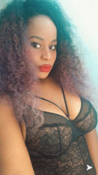 angela_queen's profile picture