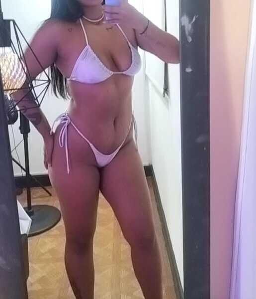 StefanyBlow23