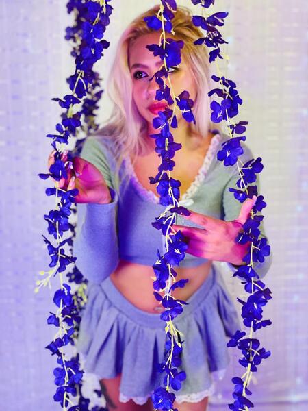 ConstansBlonde