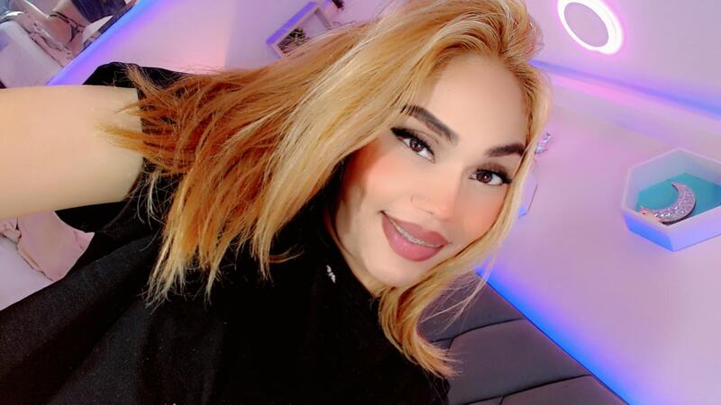 Hally_Hott