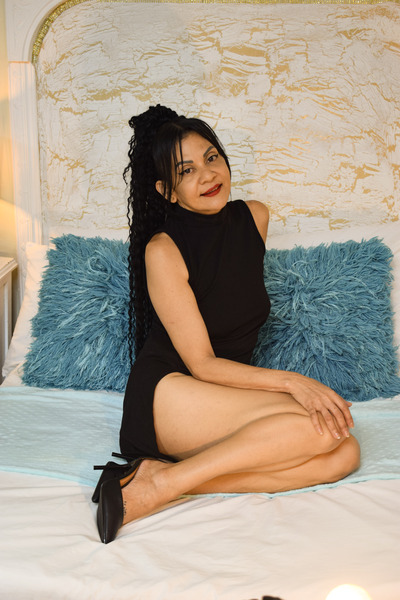 scarlettabril from Jerkmate