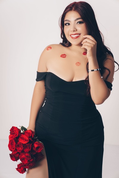 laurenncurvy's profile picture