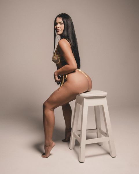 ninaprescot's profile picture