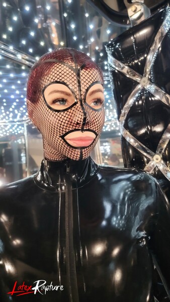 LatexRapture