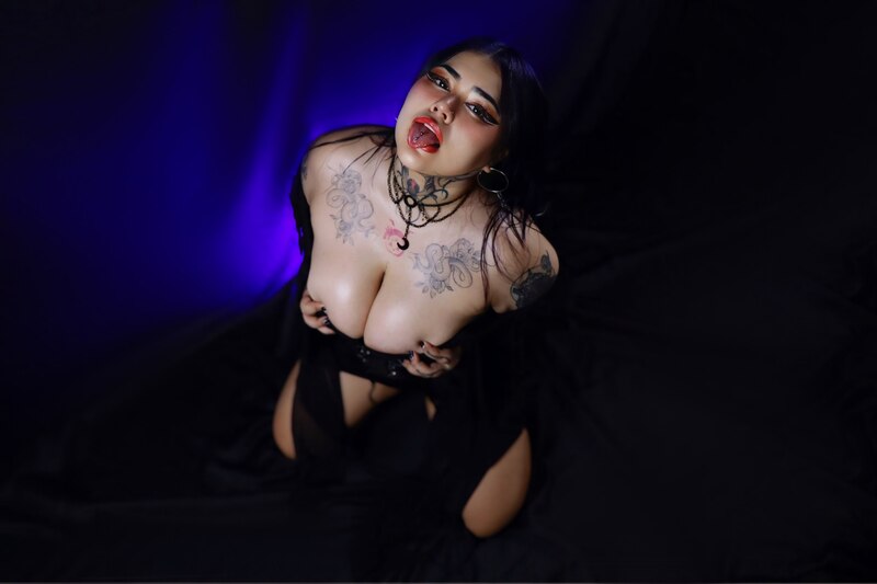 AryLusty