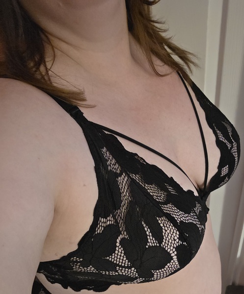 Curvy_Cate