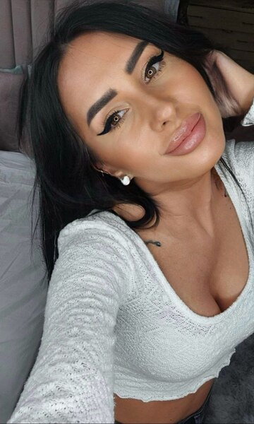 AnnaRhodes
