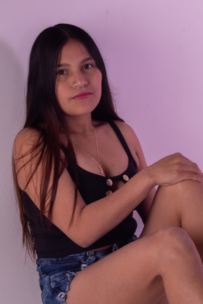 MelanieGates18