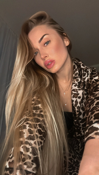 Tina_a