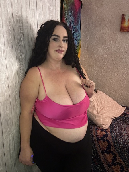 Curvy_BBW_Kate