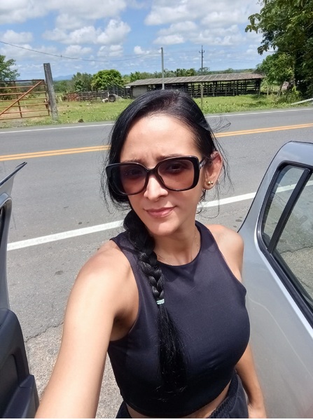 ariiagnagrande18's profile picture