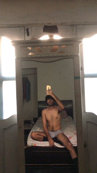 milanzairre's profile picture
