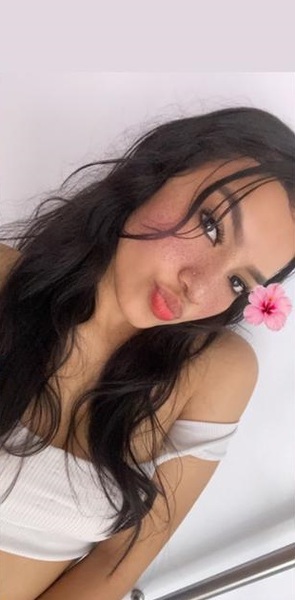 Sofia_shy